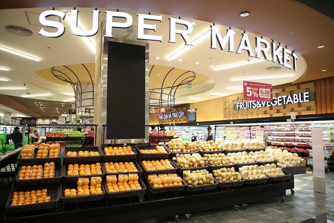 Khu vực siêu thị cung cấp thực phẩm tươi ngon chất lượng cho người tiêu dùng.