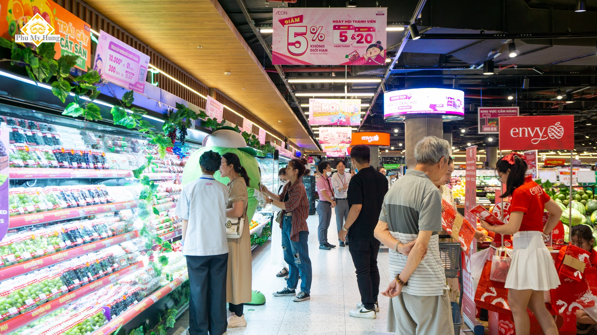 Khu siêu thị tại AEON Nguyễn Văn Linh với đa dạng hàng hóa